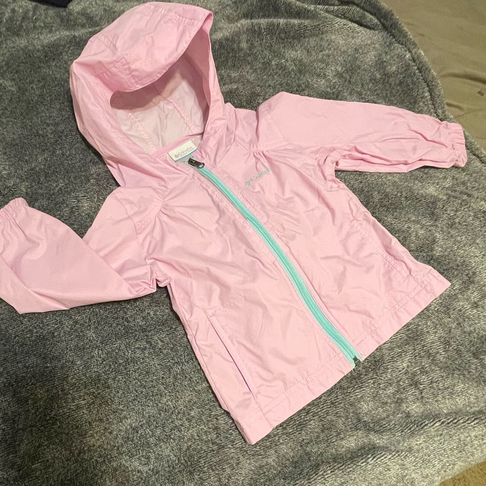 💕Columbia Hooded Rain Jacket💕